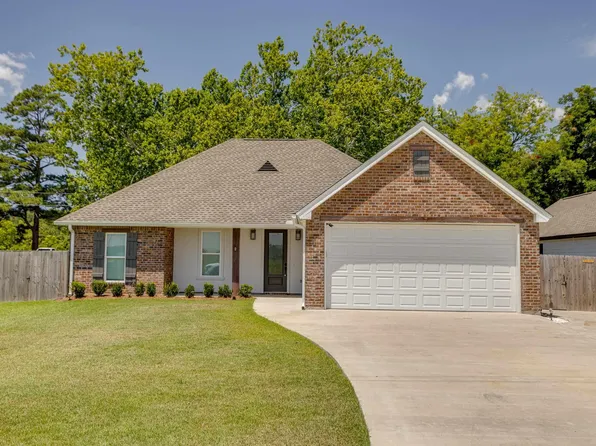 106 Lemans Loop, Sterlington, LA 71280