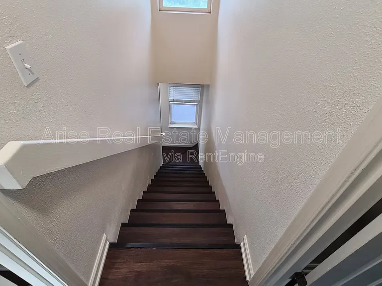 2141 SW Quartz Ave — Photo 12