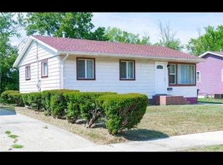 909 W 7th St, Michigan City, IN