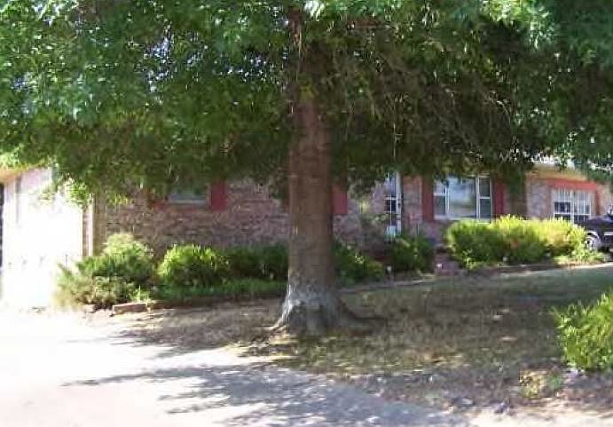 2nd image of 511 W Gary St