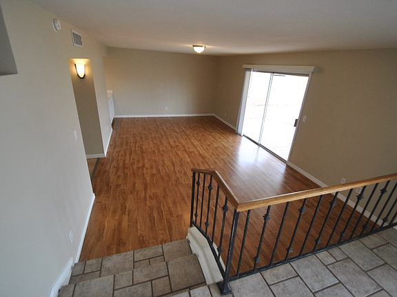 4th image of 6926 W Oregon Ave