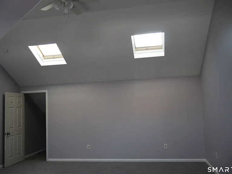 15 Boughton St #4 — Photo 17