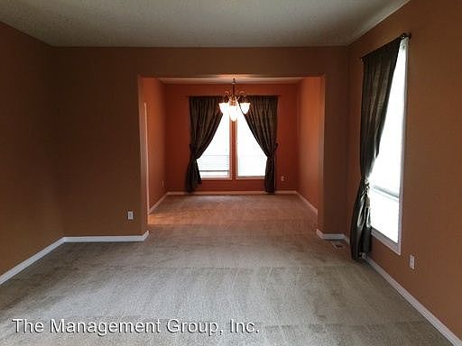 2nd image of 17616 SE 34th Cir