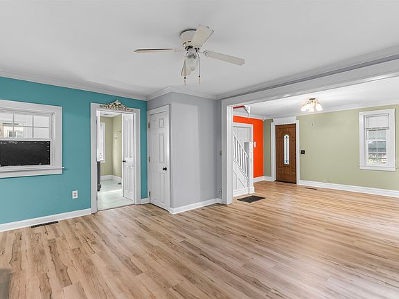 4th image of 1411 East St