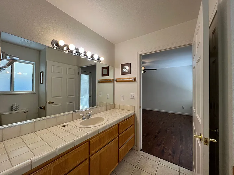 1780 Mahogany Cir — Photo 8