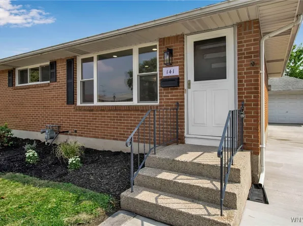 141 Diane Dr, Cheektowaga, NY 14225