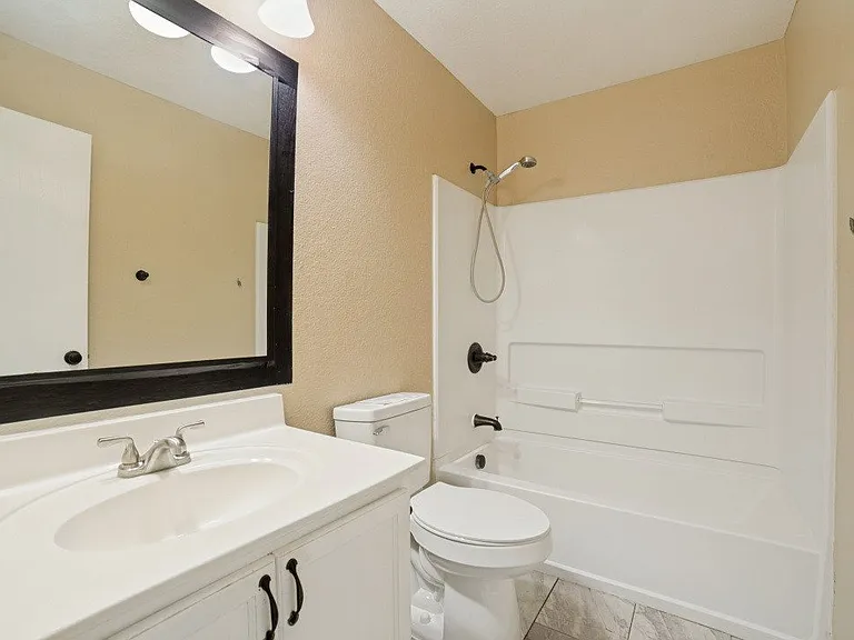 5426 Wincheap Dr — Photo 16