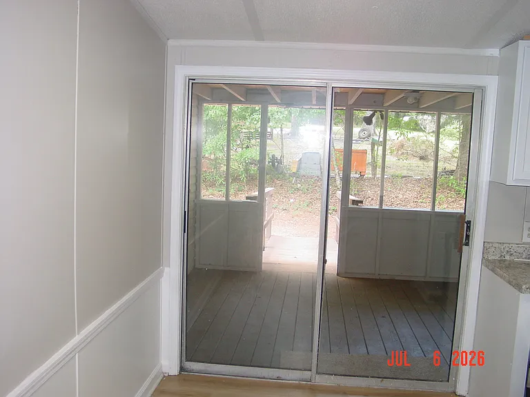524 Strickland Cir — Photo 15