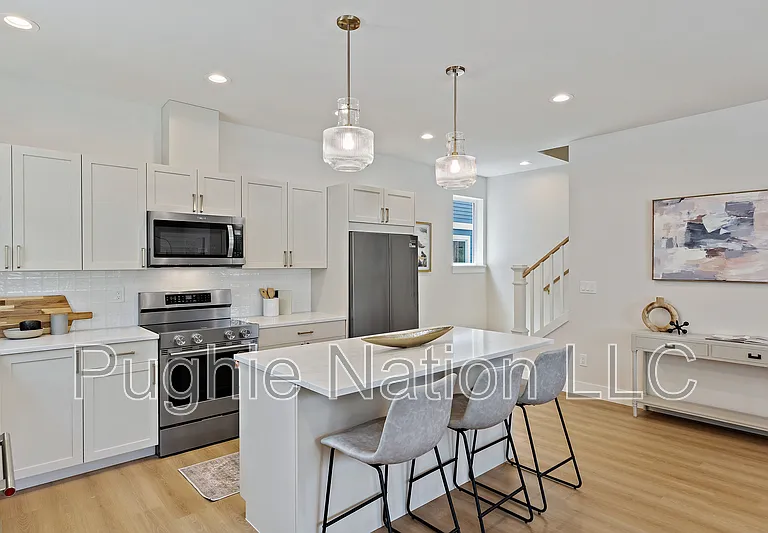 4142B 3rd Ave NW — Photo 5