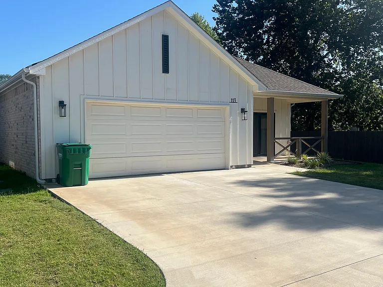 113 Haviture Way — Photo 2