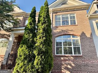 7670 Willoughby Ct, Alpharetta, GA 30005