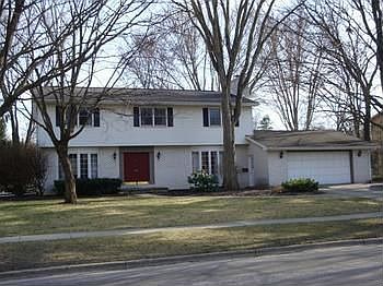 1st image of 2209 Dilloway Dr