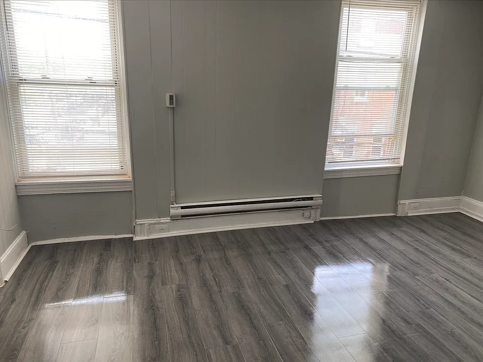1734 Master St #2F