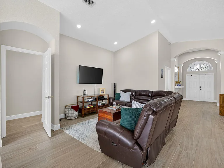 15155 Newquay Ct — Photo 13