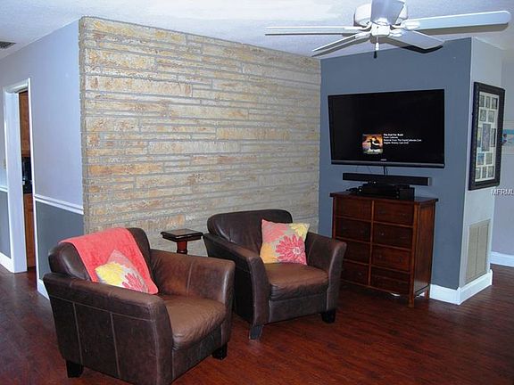 4th image of 6493 31st Ave N