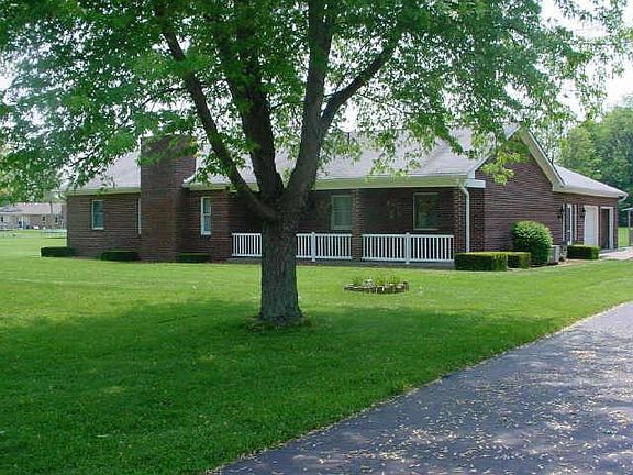 3rd image of 5841 E County Road 800n