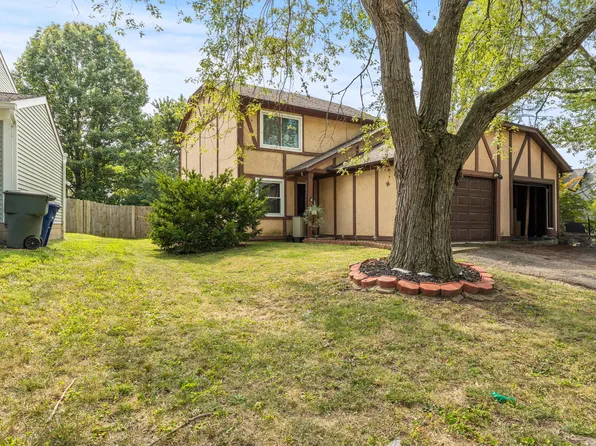 4075 Forest Edge Dr, Columbus, OH 43230