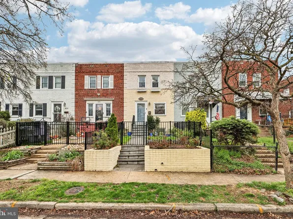 433 Mount Vernon Ave, Alexandria, VA 22301