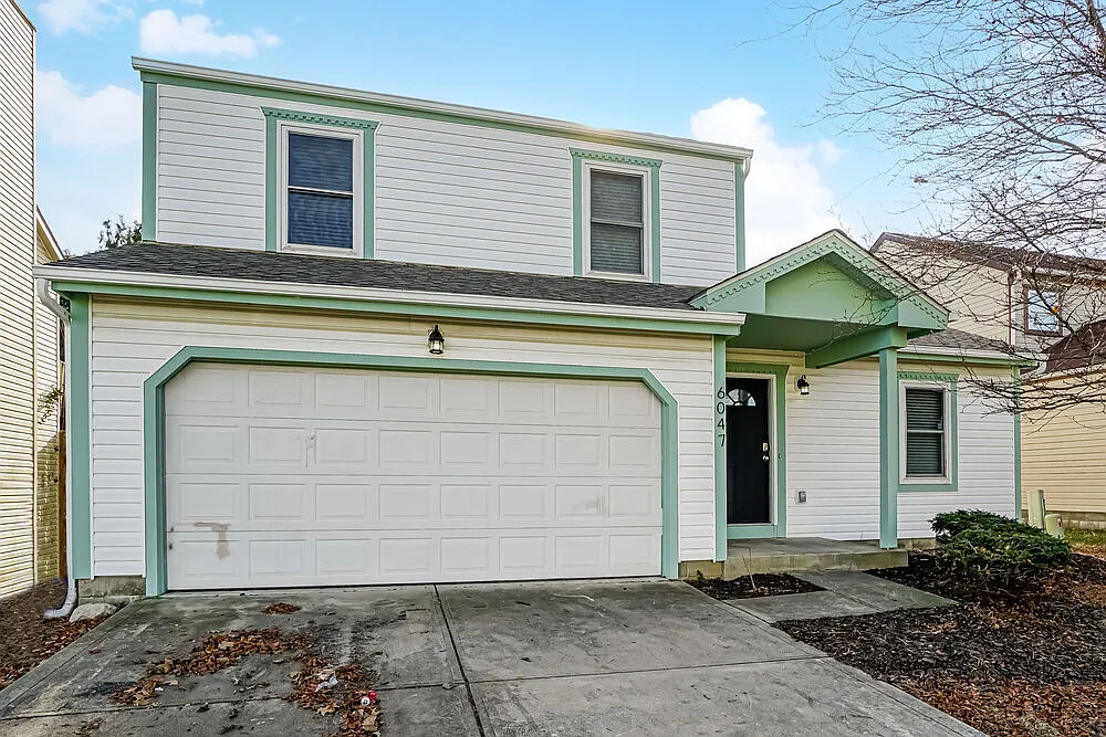 3 bed, 3.5 bath, 1776 sqft, $2,435 — Photo 1