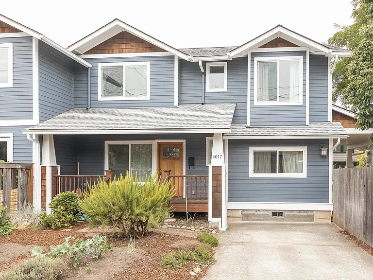 4017 NE Roselawn St — Photo 26