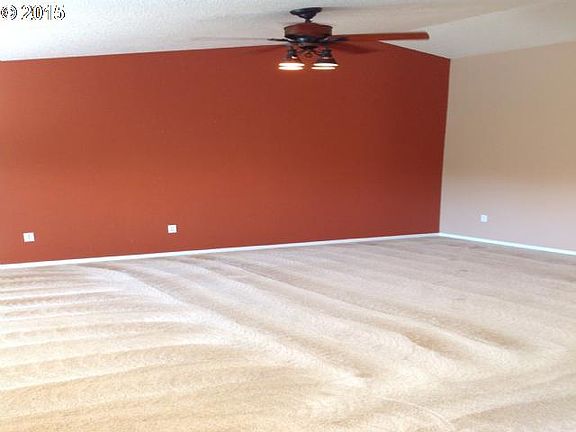 3rd image of 3305 NE 148th Ave