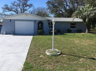 2071 Meredith Dr, Spring Hill, FL 34608