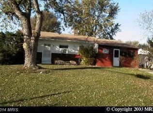 6208 Auth Rd, Suitland, MD 20746