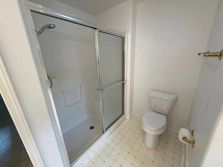 191 McLaughlin Dr — Photo 30