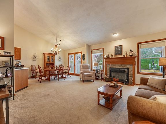 5th image of 12152 Paisley Dr