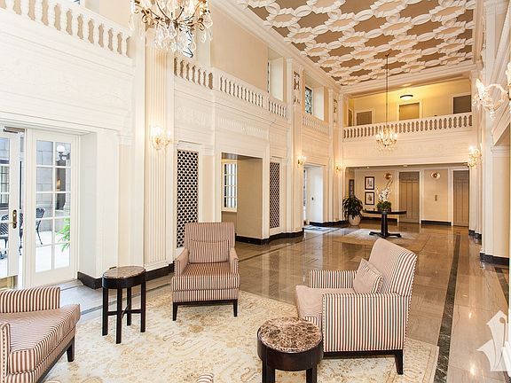5th image of 3520 N Lake Shore Dr APT 05L