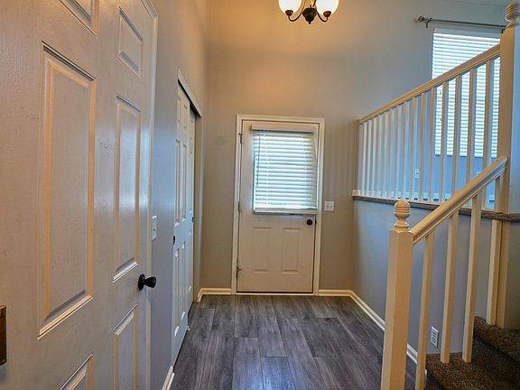 3rd image of 14406 S 28th St