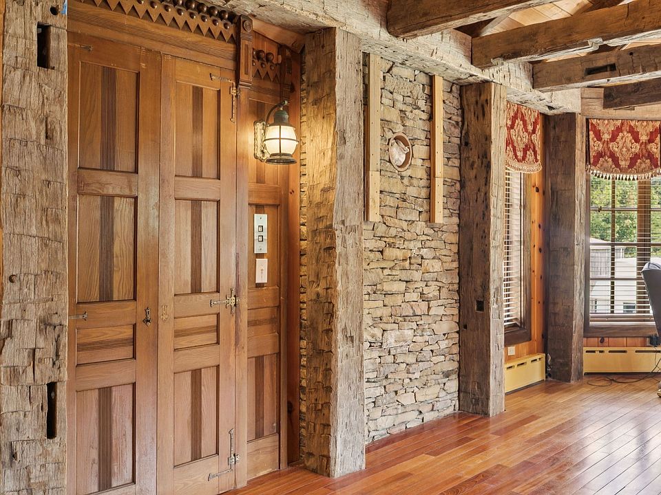 43rd image of 1374 Peter Pond Rd