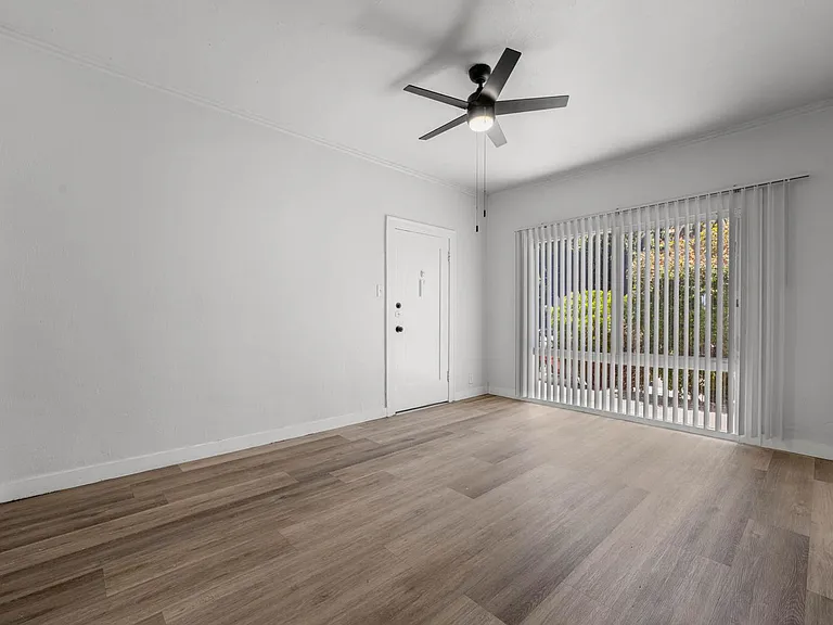 2849 San Marino St #110 — Photo 5