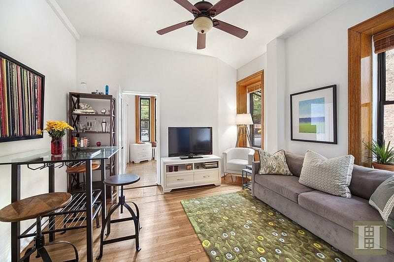 1st image of 2800 Broadway #1E