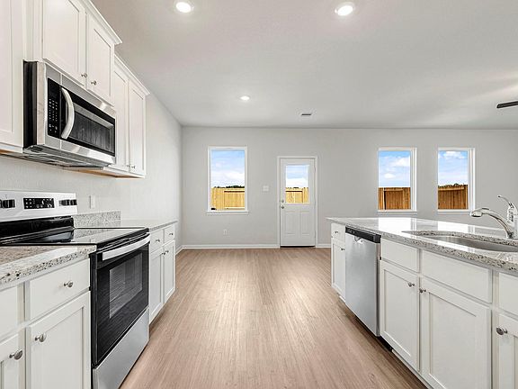 7th image of this home