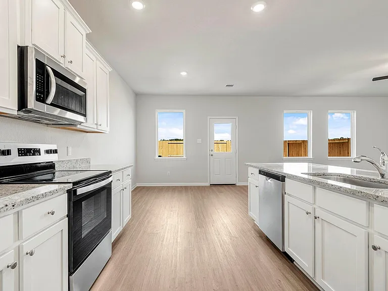 23043 Glory Orchid Dr — Photo 5