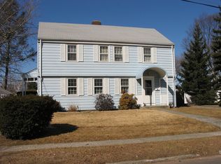 14 Jones Ct, Milford, CT 06460