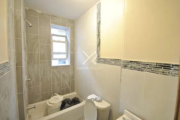 Rented by Yaffa Realty LLC | media 13