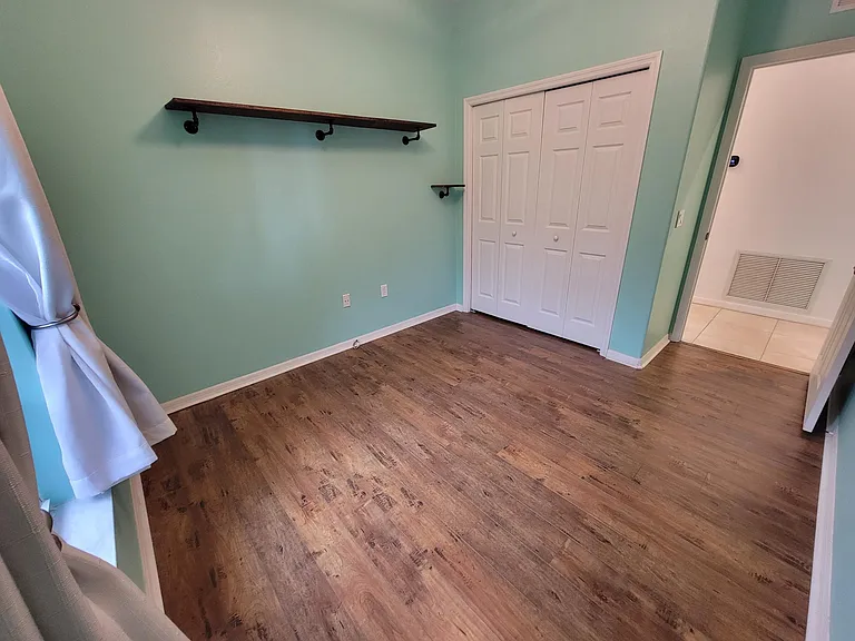 115 Majestic Bay Ave — Photo 26