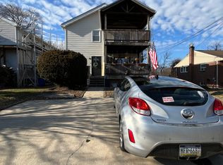 432 Seneca St #B, Essington, PA 19029