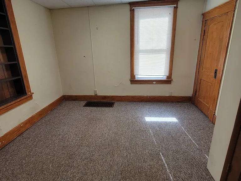 421 N 16th St #4 — Photo 13