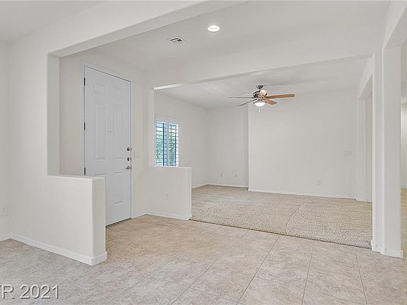 5th image of 2297 Shorewood Hills Ave
