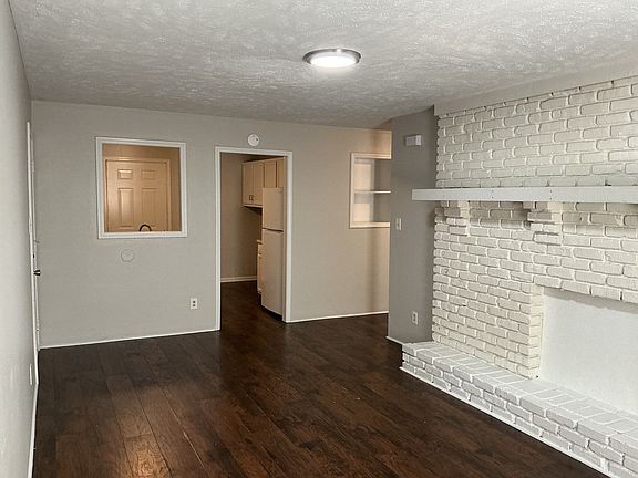 4th image of 283 Tinker Hill Cv APT D