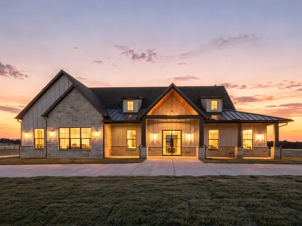 157 Cartwright Rd, Weatherford, TX 76087