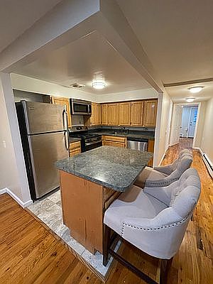 2nd image of 203 Mac Dougal St #1
