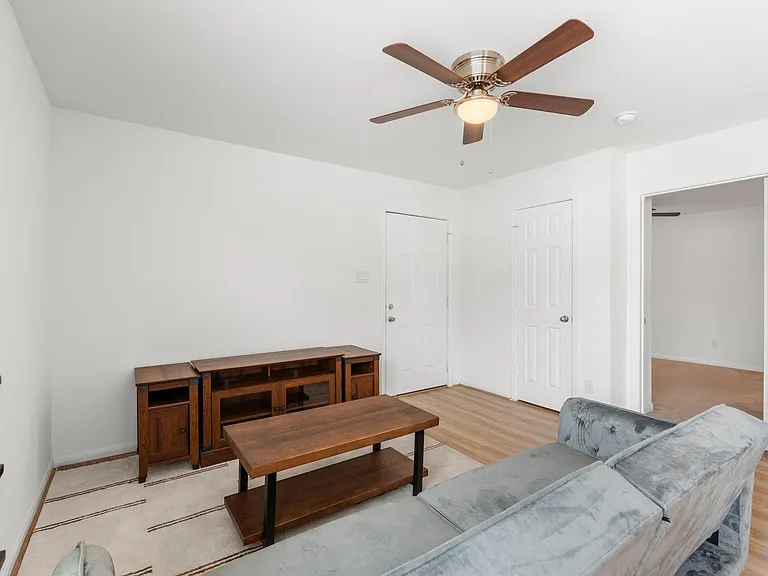 2750 Holly Hall St #1917 — Photo 6