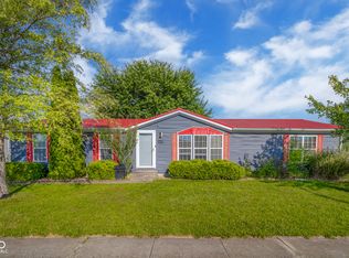 4645 W Ridge Dr, Columbus, IN 47203