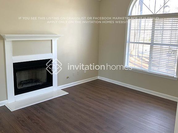 3rd image of 30 Valley Brook Dr