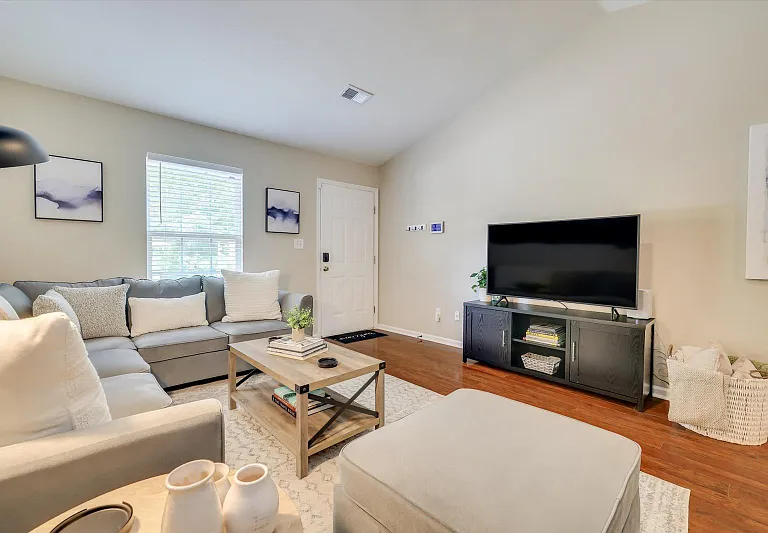 4467 Belair Dr #4 — Photo 3