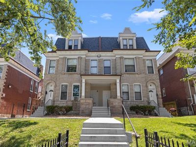 5300 Maple Ave, Saint Louis, MO, 63112